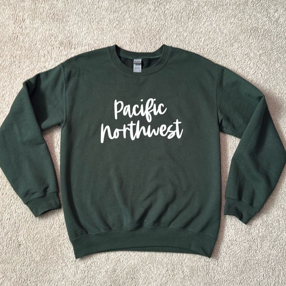 Pacific Northwest Sweatshirt Green PNW Top Size Small
